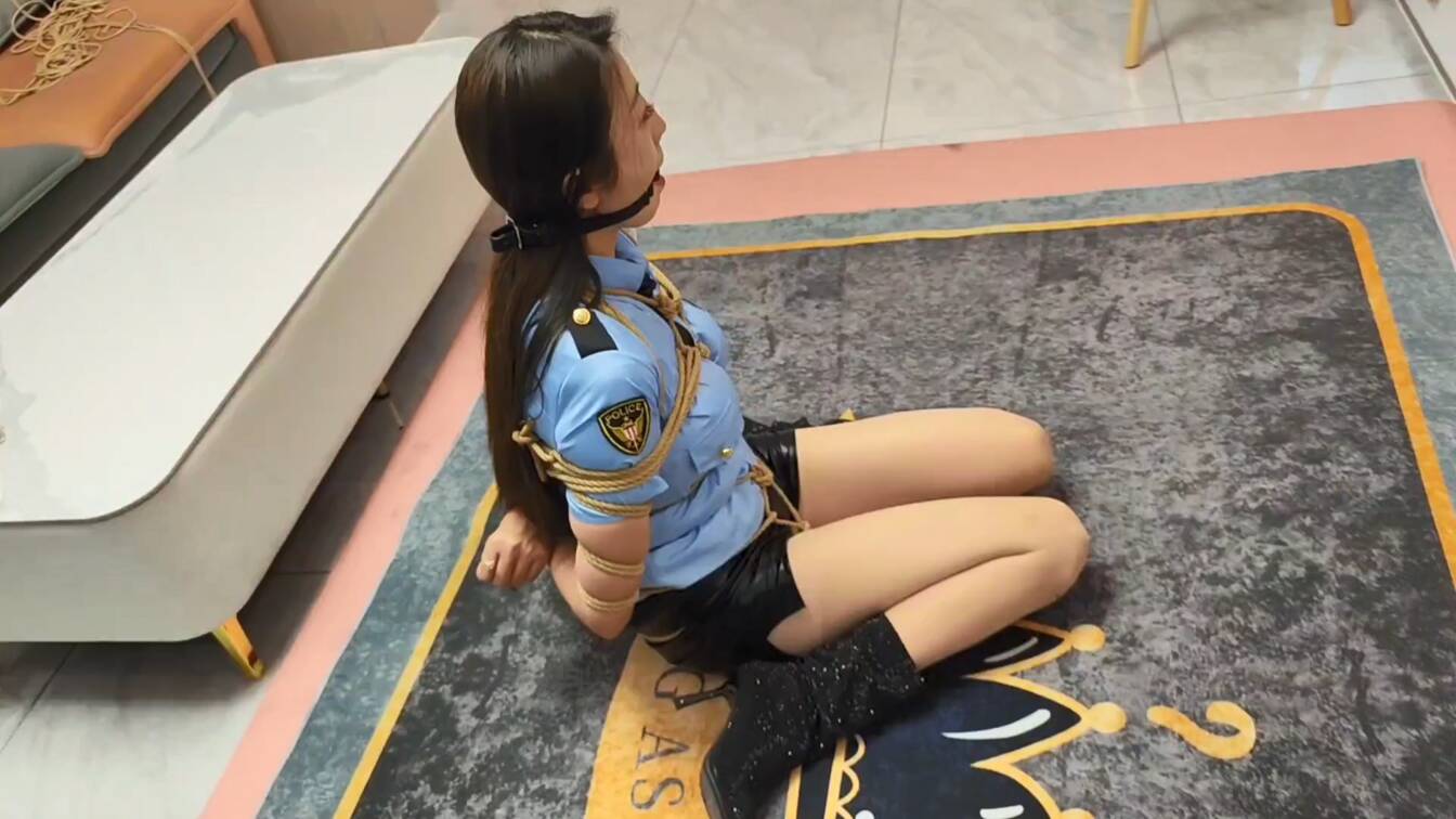 半岛束艺台，你的衣服很漂亮！