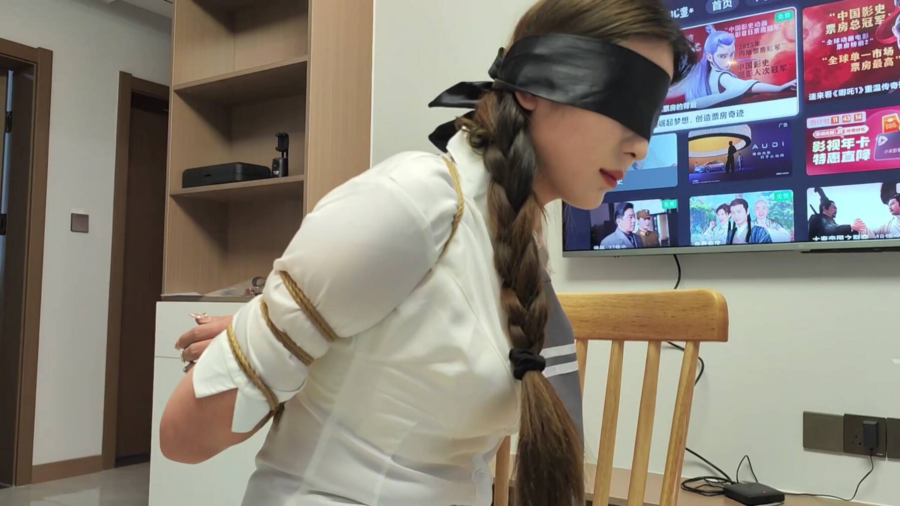 逍遥原创，白色衣服很好看！