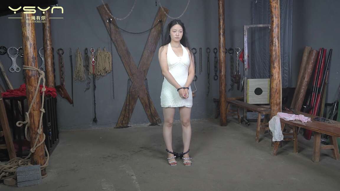 一绳有你，白色裙子很不错！