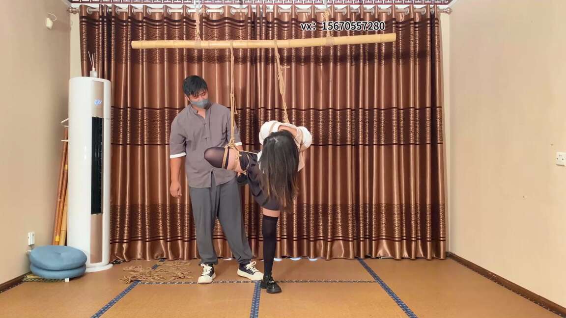 新月原创，你的衣服很漂亮！